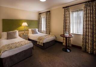 Отель Breffni Arms Hotel Arvagh Двухместный номер Делюкс с 1 кроватью и ванной-7